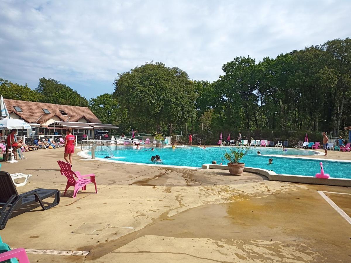 Mobil-Home Tout Confort A 300M De L'Ocean Saint-Brévin-les-Pins Esterno foto
